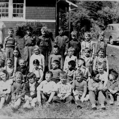 4925 - Roche Point School class 1950.tif