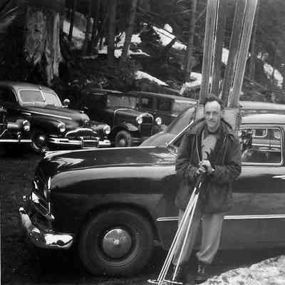 3269 - Gwynn Jenkins' Ford, skiing c1950s.tif