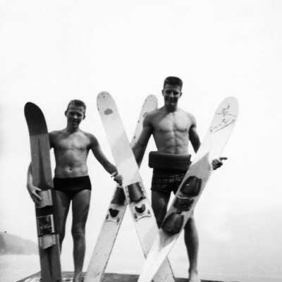 Russel Bruce, Barney Dobson with skiis, Sep 1960