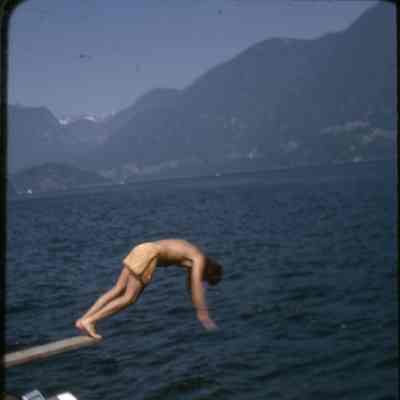 2527 - boy diving.tif