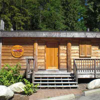 Cates Park/Whey-ah-Wichen (West); Takaya Tours rental building - 2