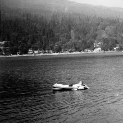Rowing and air mattress