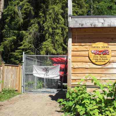 Cates Park/Whey-ah-Wichen (West); Takaya Tours rental building - 3