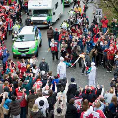 4064 - Olympic Torch leaving via Gallant DSC_7320.jpg
