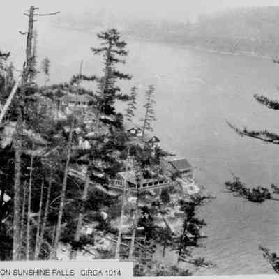 4993 Looking down on Cuddle Doon - Sunshine Falls c1910