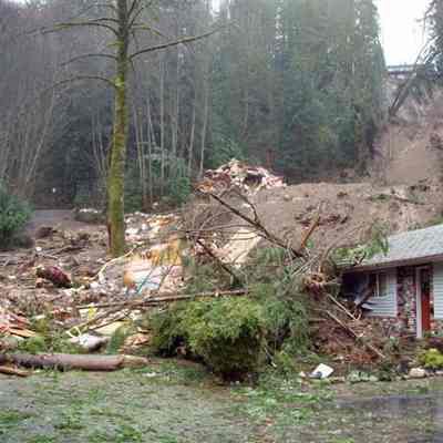 2991 - Mudslide, Riveside, home and debris - 2005 Berkley-Riverside Dr.tif