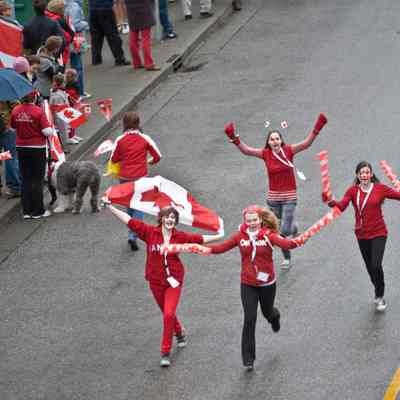 4066 - Revellers on Gallant Olympic Torch Daywebsite-events-015.jpg