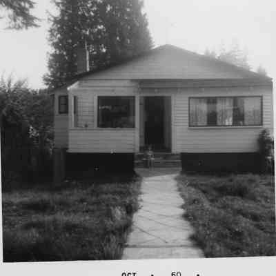 4732 - Gypsy Cottage on Raeburn 1960.tif