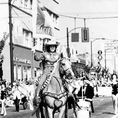 2849 - Sharon Hogan on horse in PNE parade, 1969.tif
