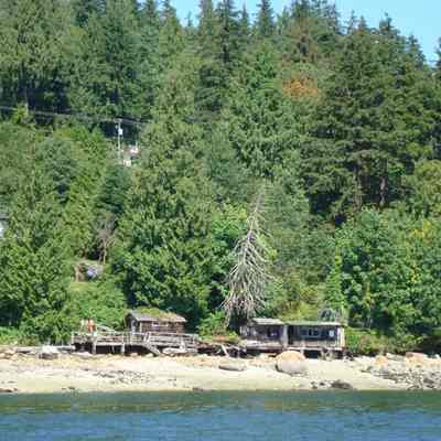 3500 - Beach shack DSC01011.JPG