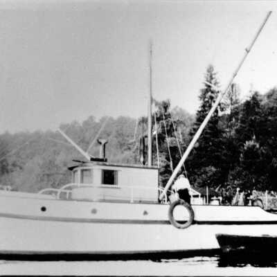Craig Family Boat, Caileag Gheal, outside Squatters' Shacks