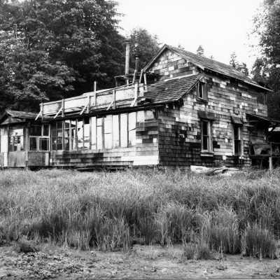 Maplewood, Mike Bozzer's homestead built 1935 Maplewood, Mike Bozzer's homestead built 1935 Maplewood, Mike Bozzer's homestead built 1935