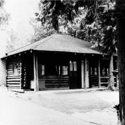 Deep Cove Motel Cottage
