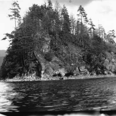 Jug Island from water