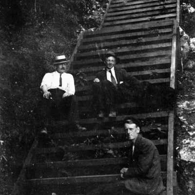 Ward, Percy at foot of approx 130 steps