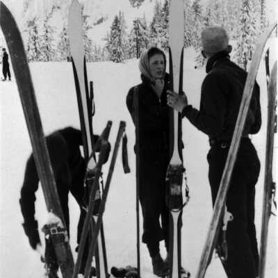Skiers on Mt Seymour