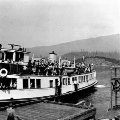 Hollyburn Ferry - North Vancouver Ferry