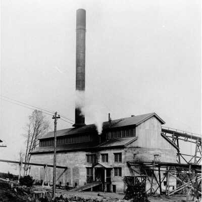 Dollar Mill Front view of powerhouse Aug 1918