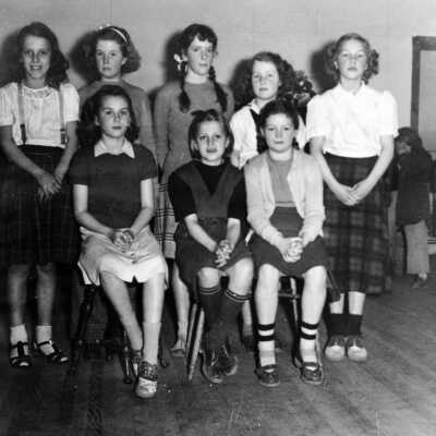 Burrard View Community School, Midteen schoolgirls