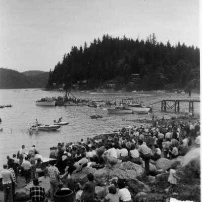 Regatta event with beach audience