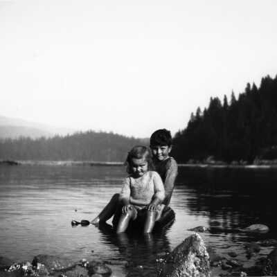 Children in Deep Cove
