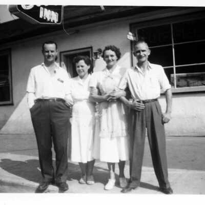 George & Nina Collis Eileen & Charlie Tremblay (l to r) Cove Inn