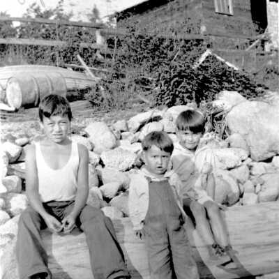 Edward Angl, Arthur George, Paul Scotty George