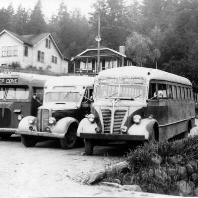 Deep Cove Stage buses