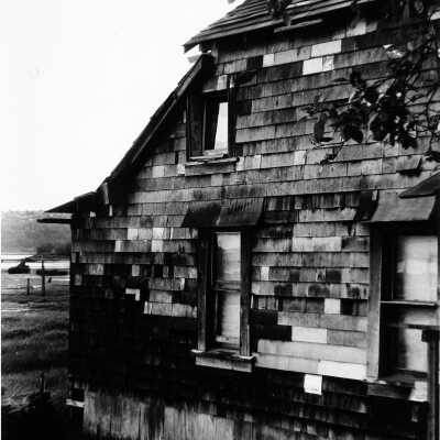 Maplewood mudflats, Sideview of last squatter's shack