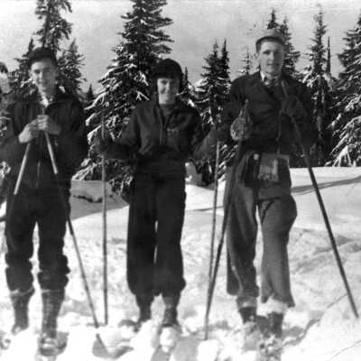 Beaton, Ian skiing on Mt Seymour