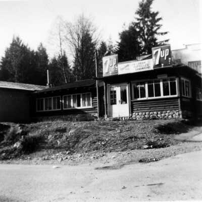 Log Cabin Inn Cafe