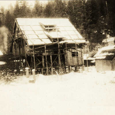Deep Cove Lodge