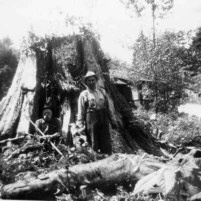 Mr. Moore (centre) & others