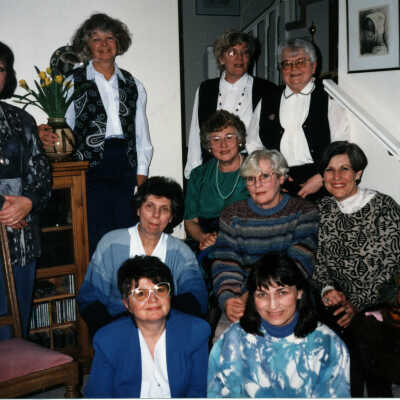 Seymour Art Gallery (SAG) volunteers 1994-95