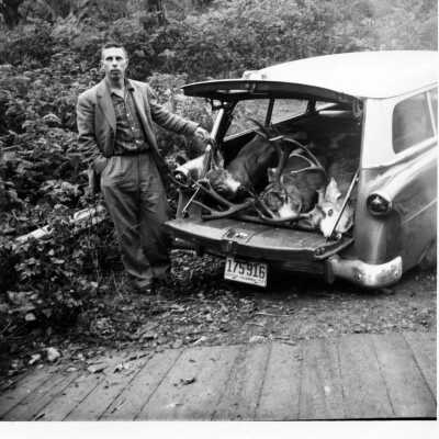 2490 - Johnn Fraser, hunting in Indian Arm 1958.tif
