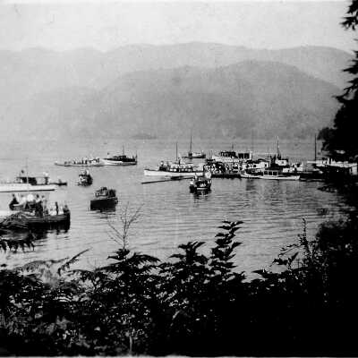 Vancouver Yacht Club - Sunday afternoon