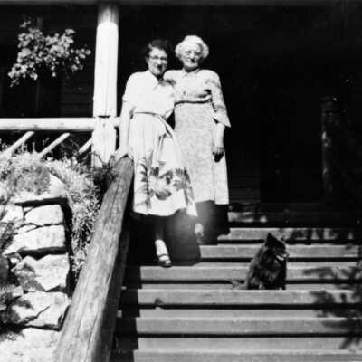 Quarries Lodge steps, Mrs Margaret George on left