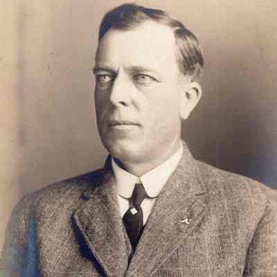 Elsie Milnes's Father