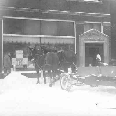 Kinsman National Bank, 1944