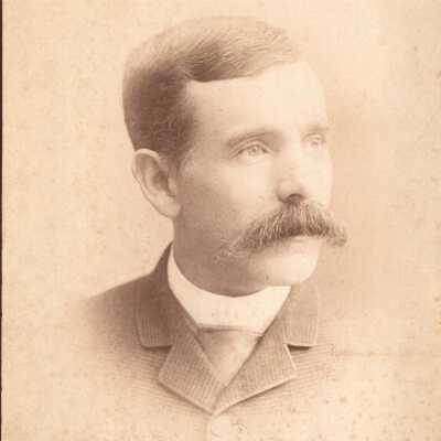 Peter Lo Webb
