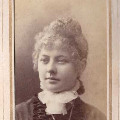Minnie Stanhope