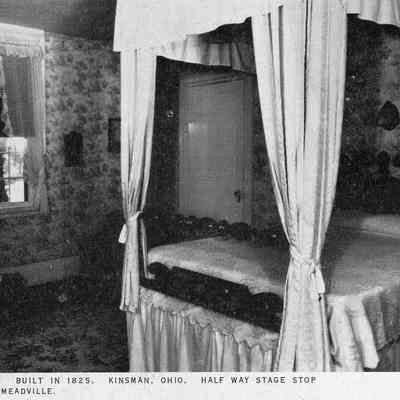 Colonial Inn