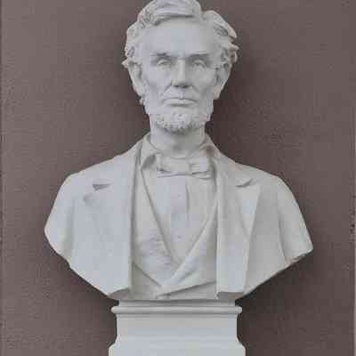 Abraham Lincoln Bust
