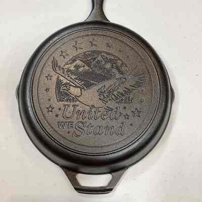 United We Stand eagle flying #8 skillet