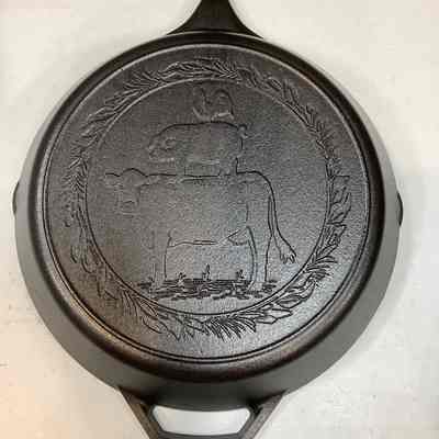 Unreleased "Farmhouse Series" Stacked Cow, Pig, Rooster #12 skillet