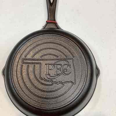 PEC (People's Electric Co-op) Oklahoma Silhouette #5 skillet