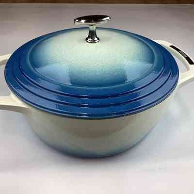 Blue/White Gradient 6 quart USA Enamel Dutch Oven (prototype)