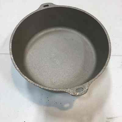 Aluminum 10 inch camp oven, bottom only