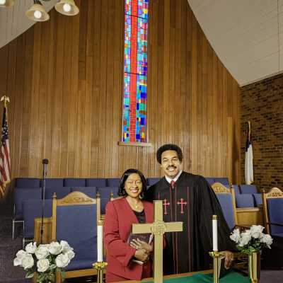 Rev. Travis and Bernita Stinson (150)