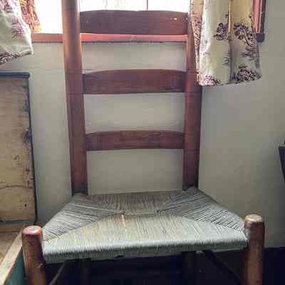 Ladderback Side Chair